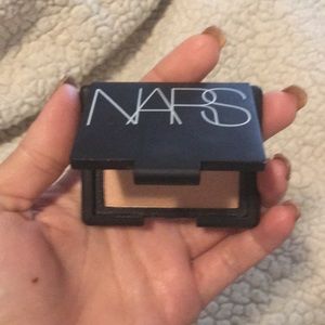 NARS highlighter in: Hot Sand.